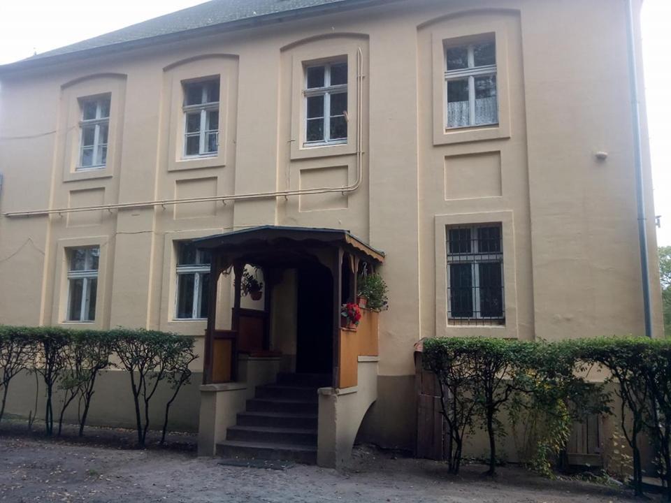 Stado Ogierow Sierakow Hotel Sierakow  Bagian luar foto