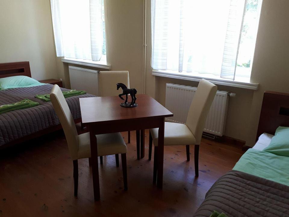 Stado Ogierow Sierakow Hotel Sierakow  Bagian luar foto